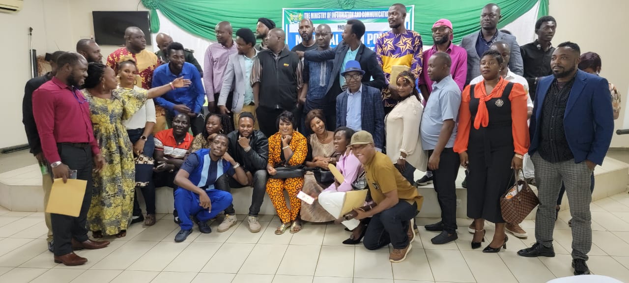 Cross section of SL FILM Guild Membership